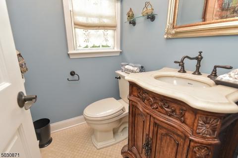 221 Webster Dr, Wayne, NJ 07470 photo 10