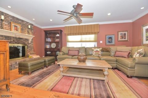 221 Webster Dr, Wayne, NJ 07470 photo 6
