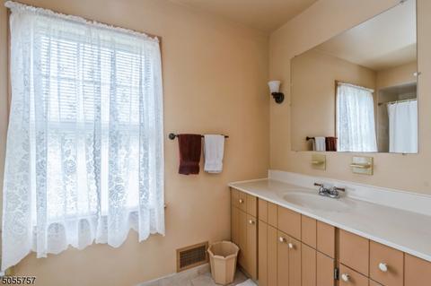 37 Diller Way, Hampton, NJ 08827 photo 18