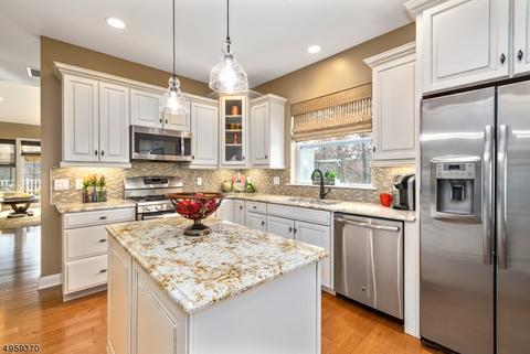 59 Wild Iris Ln, Hackettstown, NJ 07840 photo 5
