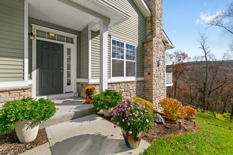 59 Wild Iris Ln, Hackettstown, NJ 07840 photo 2