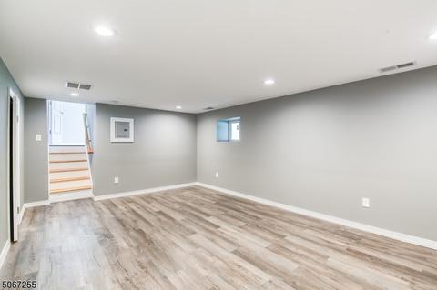 45 Hemlock Ter, Springfield, NJ 07081 photo 22