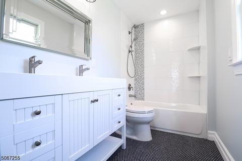 45 Hemlock Ter, Springfield, NJ 07081 photo 17