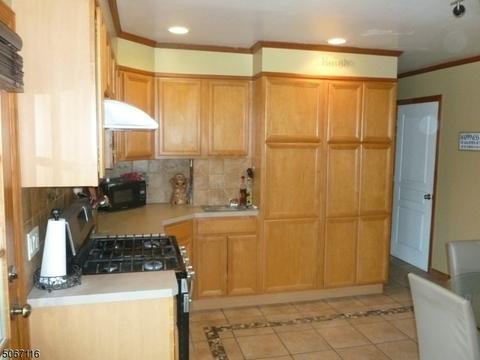 99 Hancox Ave, Nutley, NJ 07110 photo 5