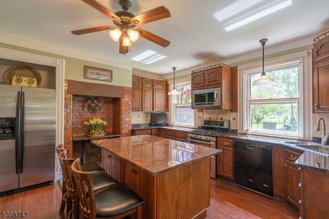 44 Myrtle Ave, North Plainfield, NJ 07060 photo 9