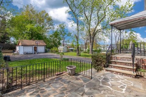 38 Berkeley Pl, Bloomfield, NJ 07003 photo 22