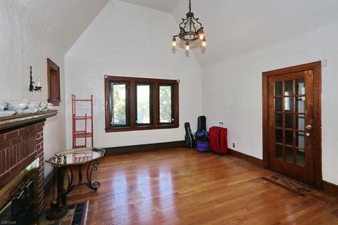 139 Sinclair Ave, Union, NJ 07083 photo 10