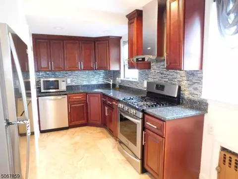 272 Harrison St, Nutley, NJ 07110 photo 11