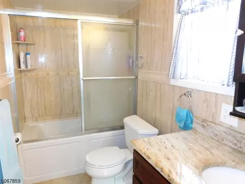 272 Harrison St, Nutley, NJ 07110 photo 16