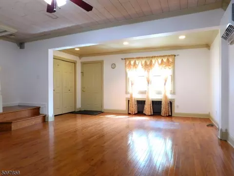 272 Harrison St, Nutley, NJ 07110 photo 7