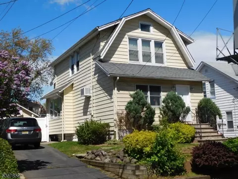 272 Harrison St, Nutley, NJ 07110 photo 2