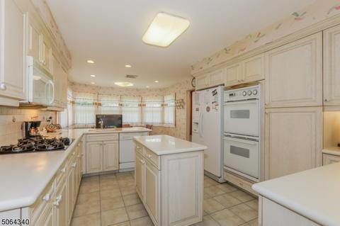 26 Huff Rd, Wayne, NJ 07470 photo 8