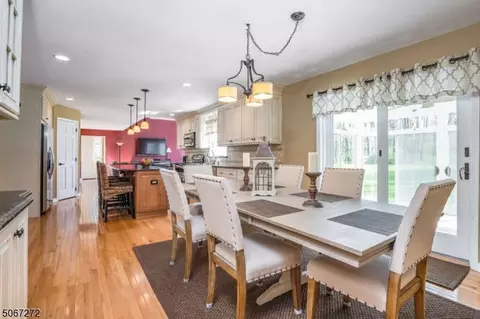 35 Farview Dr, Hackettstown, NJ 07840 photo 8
