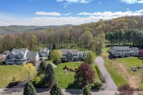 35 Farview Dr, Hackettstown, NJ 07840 photo 24