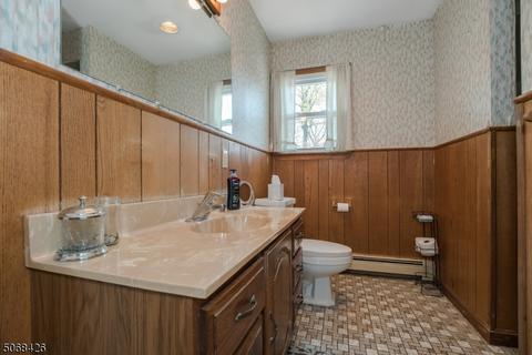 104 Monroe St, Wanaque Boro, NJ 07420 photo 19