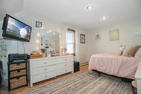 104 Monroe St, Wanaque Boro, NJ 07420 photo 14