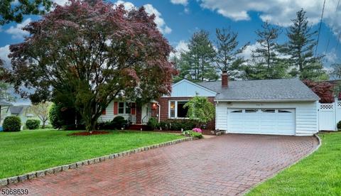 39 Cambridge Ter, Springfield, NJ 07081 photo 2