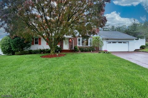 39 Cambridge Ter, Springfield, NJ 07081 photo 1