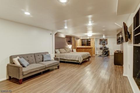 43 Stanford Pl, Wayne, NJ 07470 photo 18