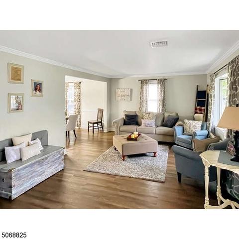 12 Durham Dr, Clark, NJ 07066 photo 3