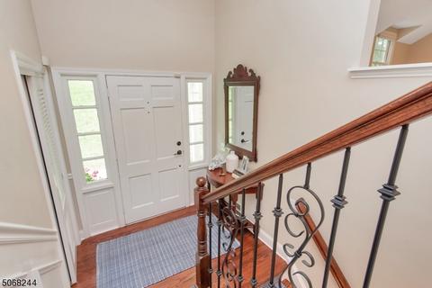 45 Dale Dr, Summit, NJ 07901 photo 2