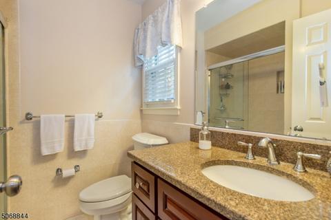 2 Exeter Way, Roxbury Twp., NJ 07876 photo 10