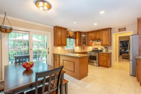 2 Exeter Way, Roxbury Twp., NJ 07876 photo 2