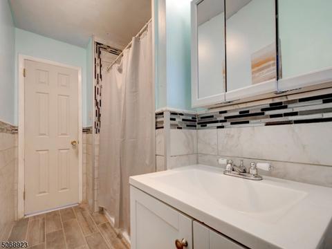 175 Valley View Rd, Hillside, NJ 07205 photo 9
