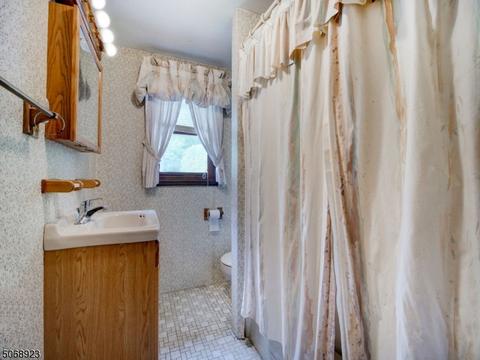 175 Valley View Rd, Hillside, NJ 07205 photo 16