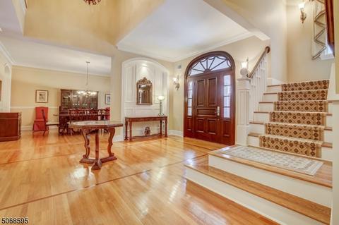 5 Cramer Ln, Mendham, NJ 07945 photo 3