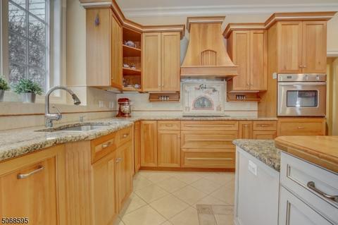 5 Cramer Ln, Mendham, NJ 07945 photo 9