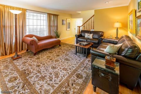 47 Sloping Hill Ter, Wayne, NJ 07470 photo 6