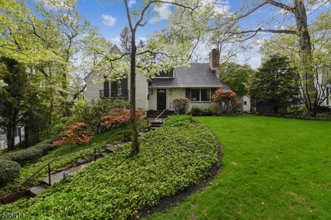 28 Overhill Rd, Summit, NJ 07901 photo 2