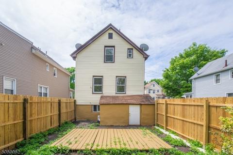 545 Beach St, Orange, NJ 07050 photo 21