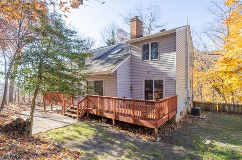 160 Diamond Hill Rd, Berkeley Heights, NJ 07922 photo 2