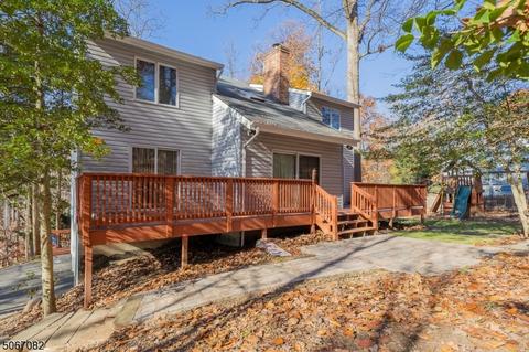 160 Diamond Hill Rd, Berkeley Heights, NJ 07922 photo 3
