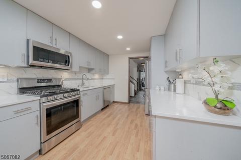 160 Diamond Hill Rd, Berkeley Heights, NJ 07922 photo 12