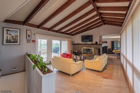 237 Alpine Trl, Sparta, NJ 07871 photo 6