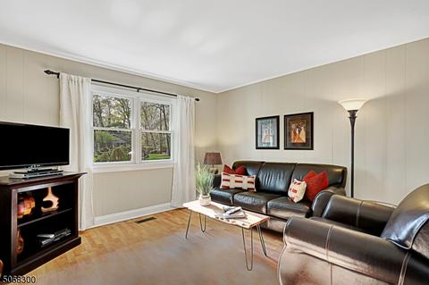 944 Madison Ave, Bridgewater, NJ 08807 photo 4