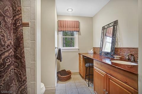 944 Madison Ave, Bridgewater, NJ 08807 photo 22