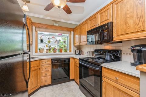 27 Stevens Ct, Bedminster, NJ 07921 photo 9