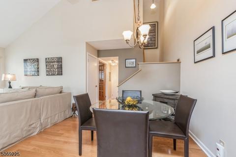 27 Stevens Ct, Bedminster, NJ 07921 photo 12