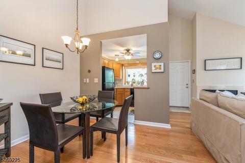 27 Stevens Ct, Bedminster, NJ 07921 photo 8