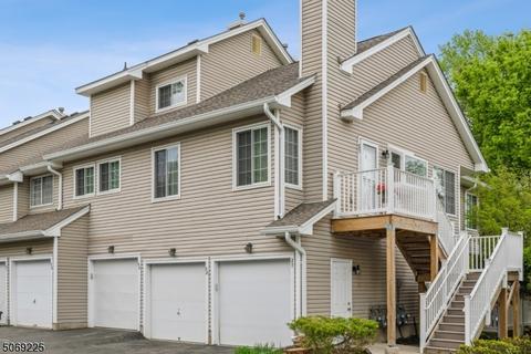 27 Stevens Ct, Bedminster, NJ 07921 photo 1