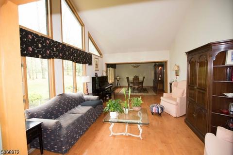 4 Pheasant Run, Kinnelon, NJ 07405 photo 2