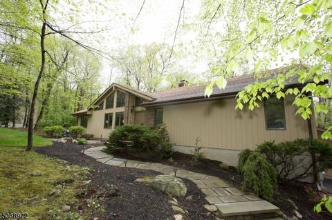 4 Pheasant Run, Kinnelon, NJ 07405 photo 1