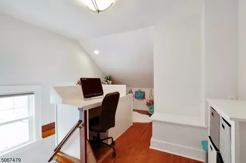 17 S Mountain Rd, Millburn, NJ 07041 photo 18