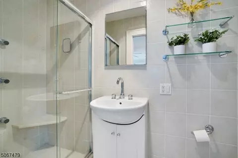 17 S Mountain Rd, Millburn, NJ 07041 photo 13