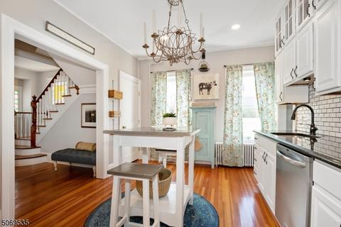 17 Orchard St, Mendham, NJ 07945 photo 5