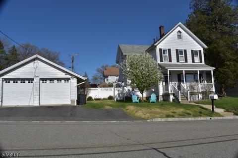 8 Ekstrom St, Dover, NJ 07801 photo 1